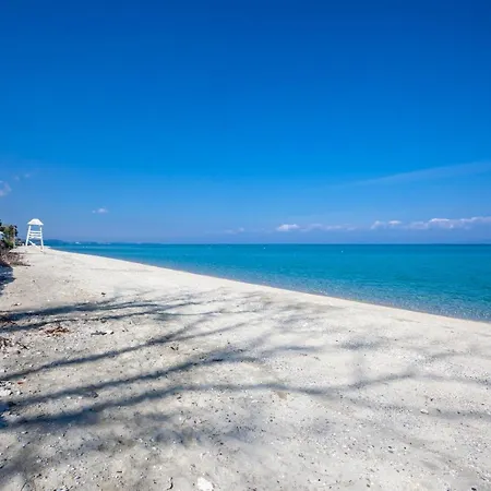 Calypso Front Apartment *