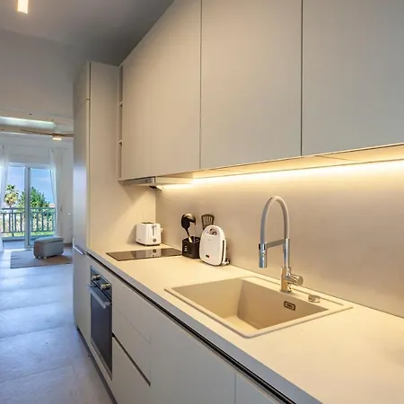 Calypso Front Hanioti