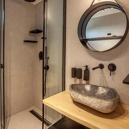 Calypso Front Hanioti